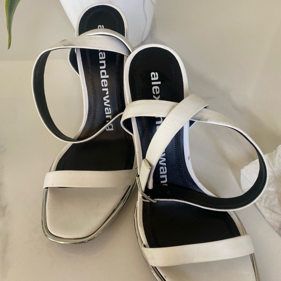 Alexander Wang White Leather Strappy Sandals – Size 39 - Picture 4 of 9